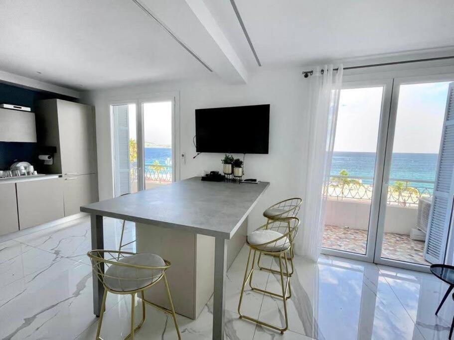 Front, Superbe Pour 4 Personnes Appartamento *